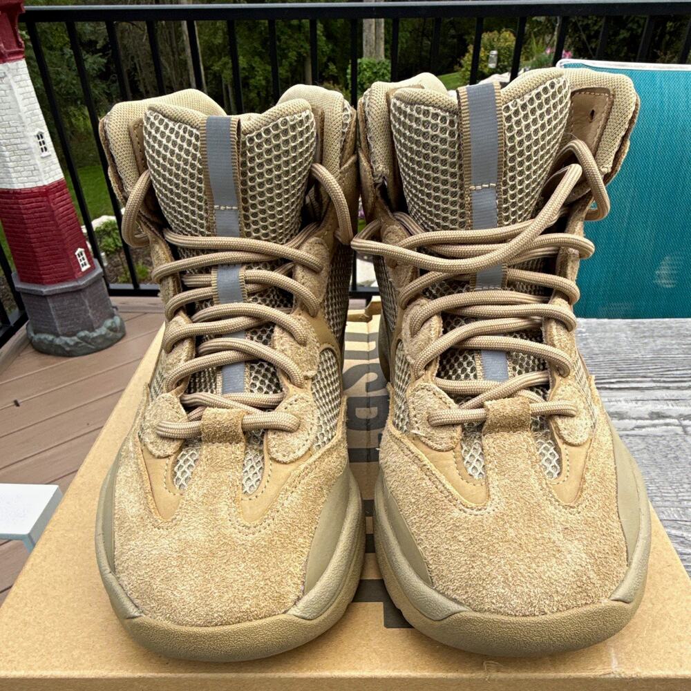 ADIDAS YEEZY Beige Suede Desert Boot Lace Up Logo Men’s US 8.5